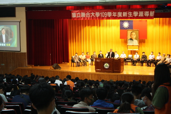 校長為學生勉勵