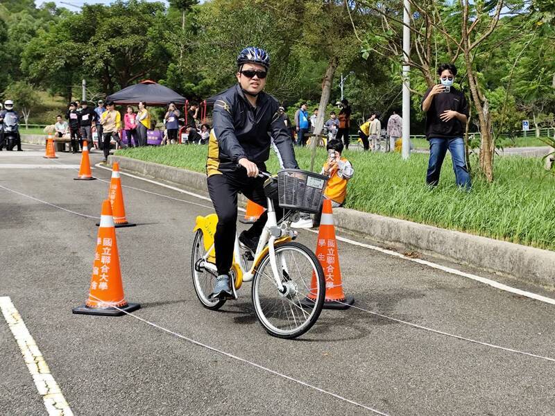 真趣味!52週年校慶交通安全宣導活動‧歡樂登場!圖片